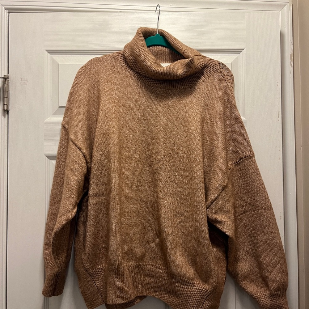 H&M Brown Turtleneck Sweater